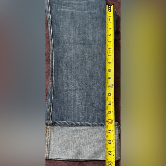 Vintage GAP Ultra Lowrise Cuffed Capris - Picture 6 of 7